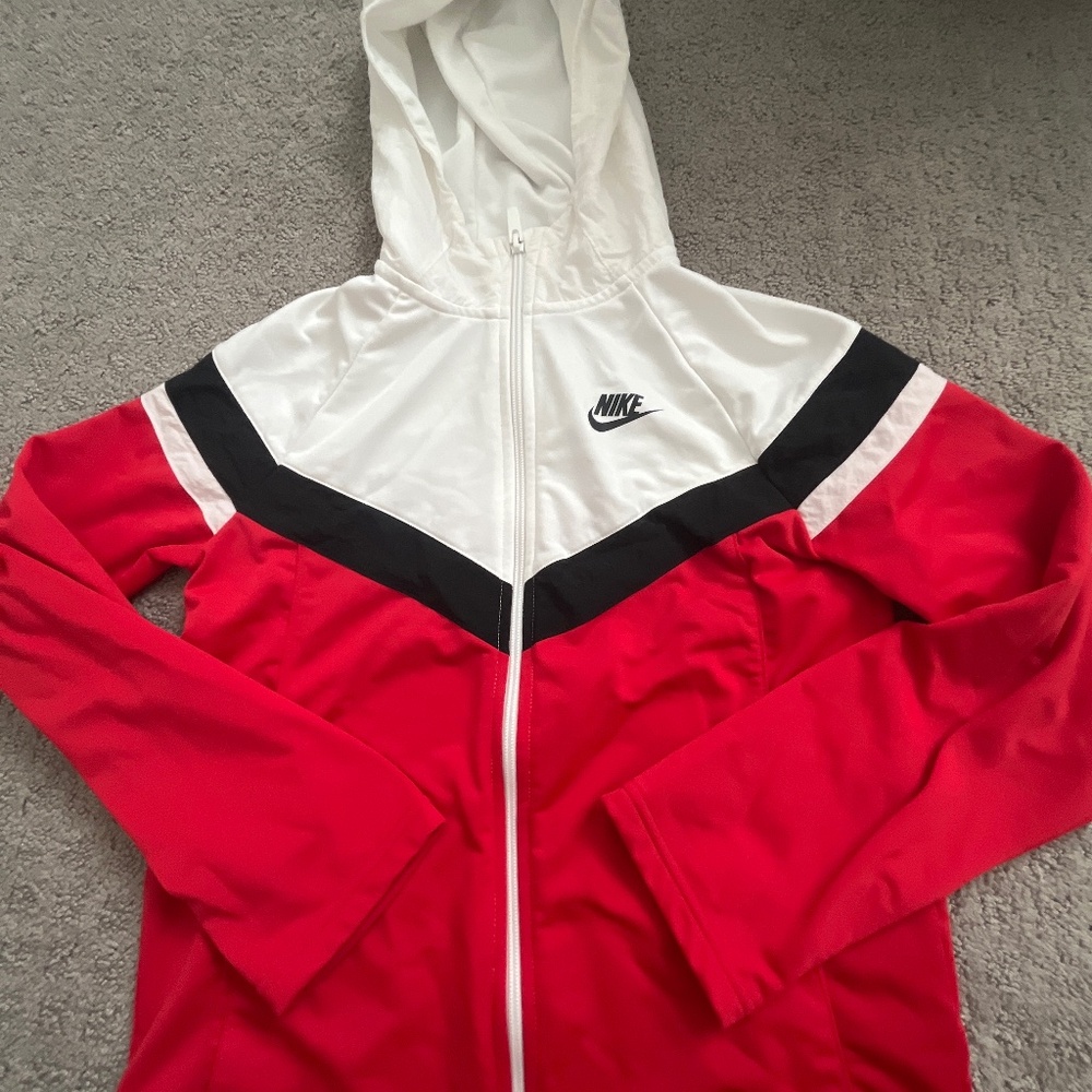 Boys NIKE windbreaker